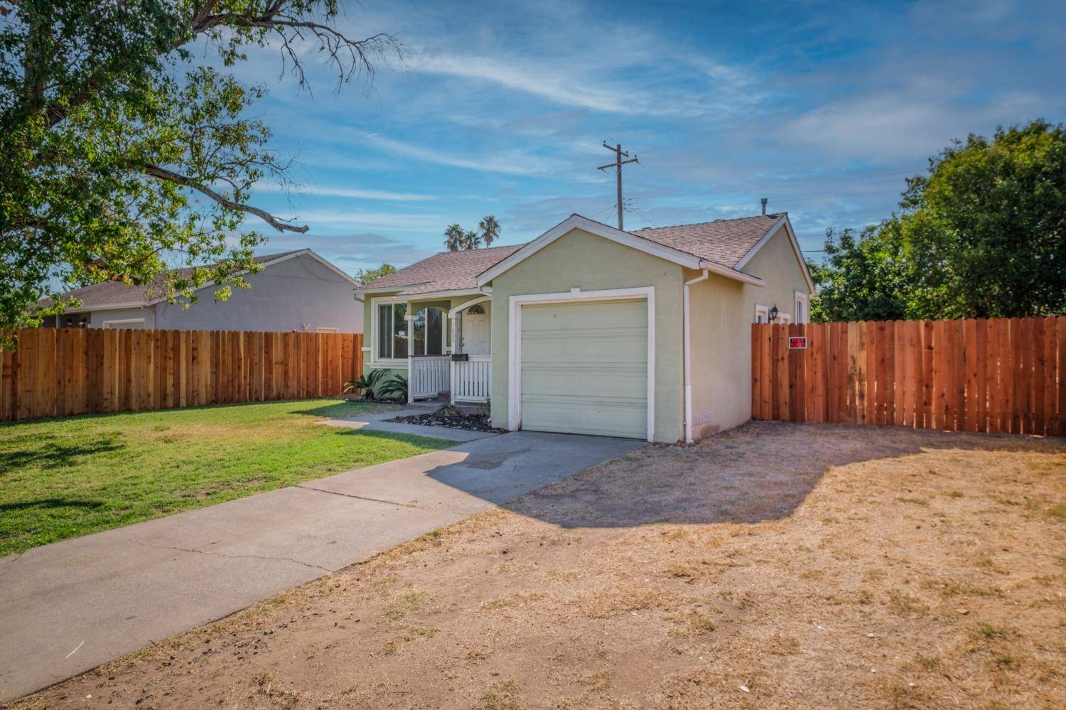 North Highlands, CA 95660,3688 A ST