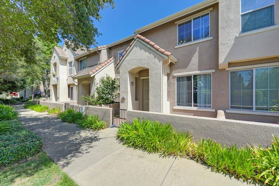 Folsom, CA 95630,105 Esplanade CIR