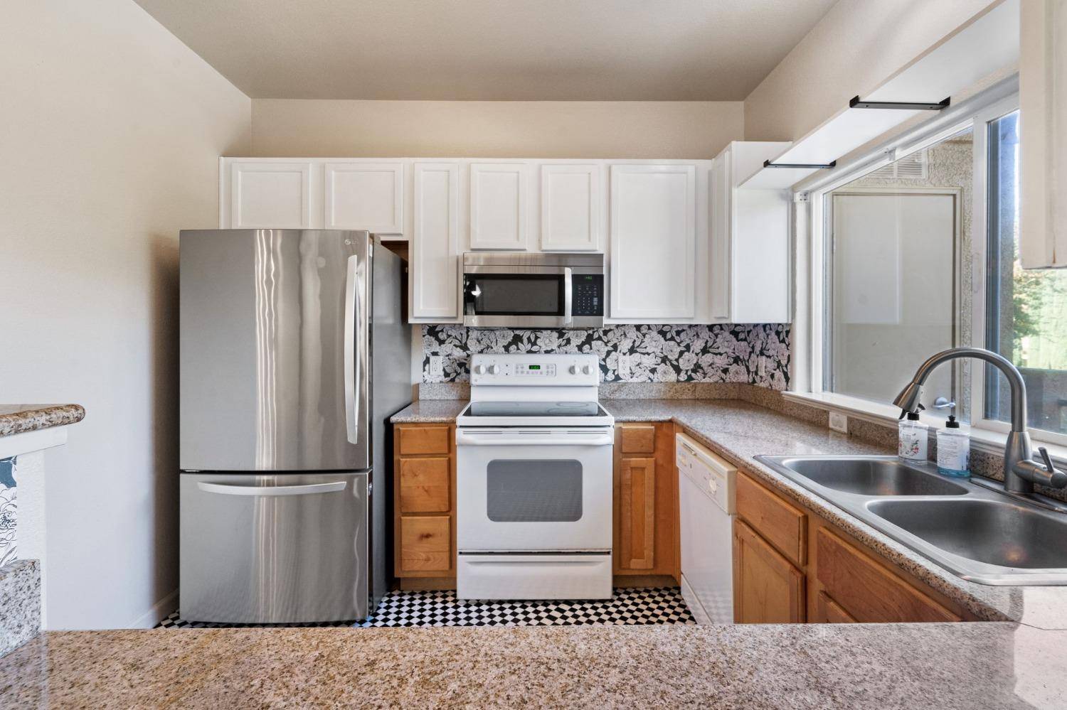 Sacramento, CA 95835,1900 Danbrook DR #224