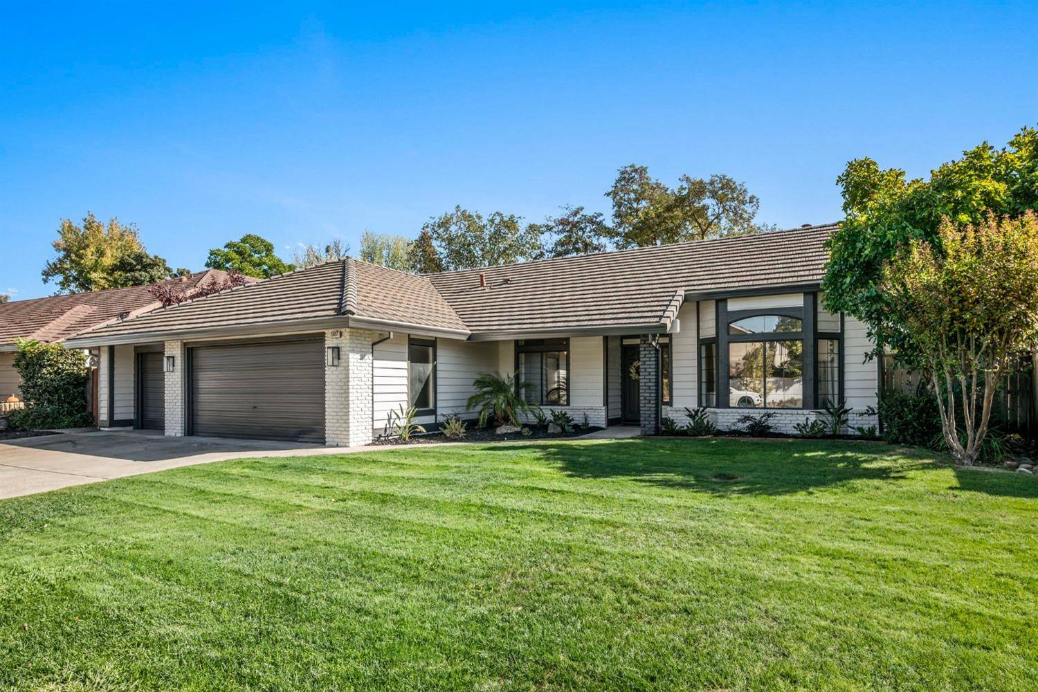 Rocklin, CA 95677,5007 Midas AVE