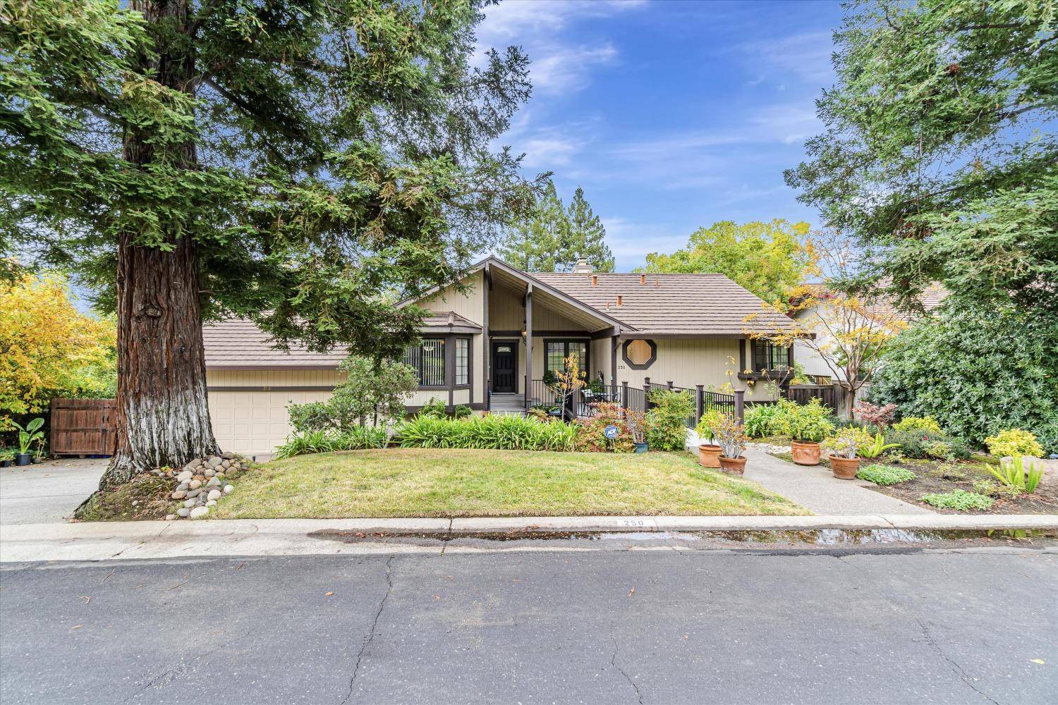 Folsom, CA 95630,250 River Ridge WAY