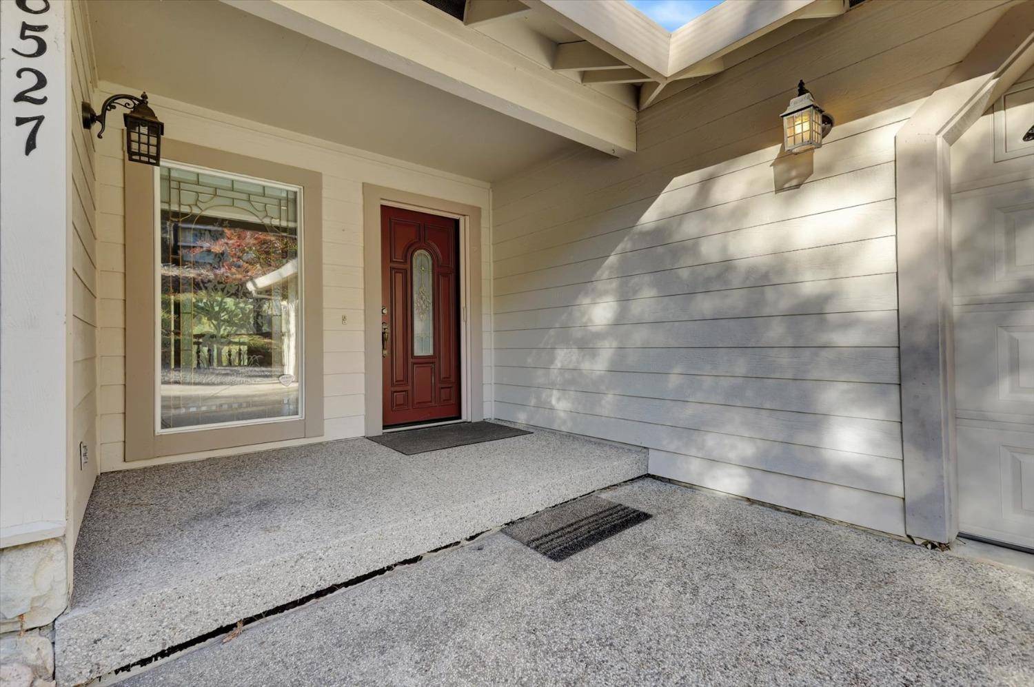 Penn Valley, CA 95946,18527 Jayhawk DR
