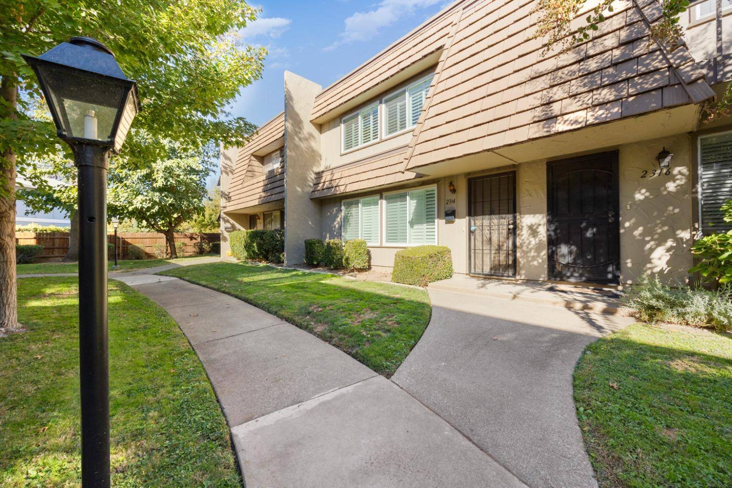 Carmichael, CA 95608,2314 Via Camino AVE