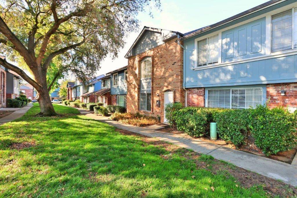 Carmichael, CA 95608,3918 OAK VILLA CIR