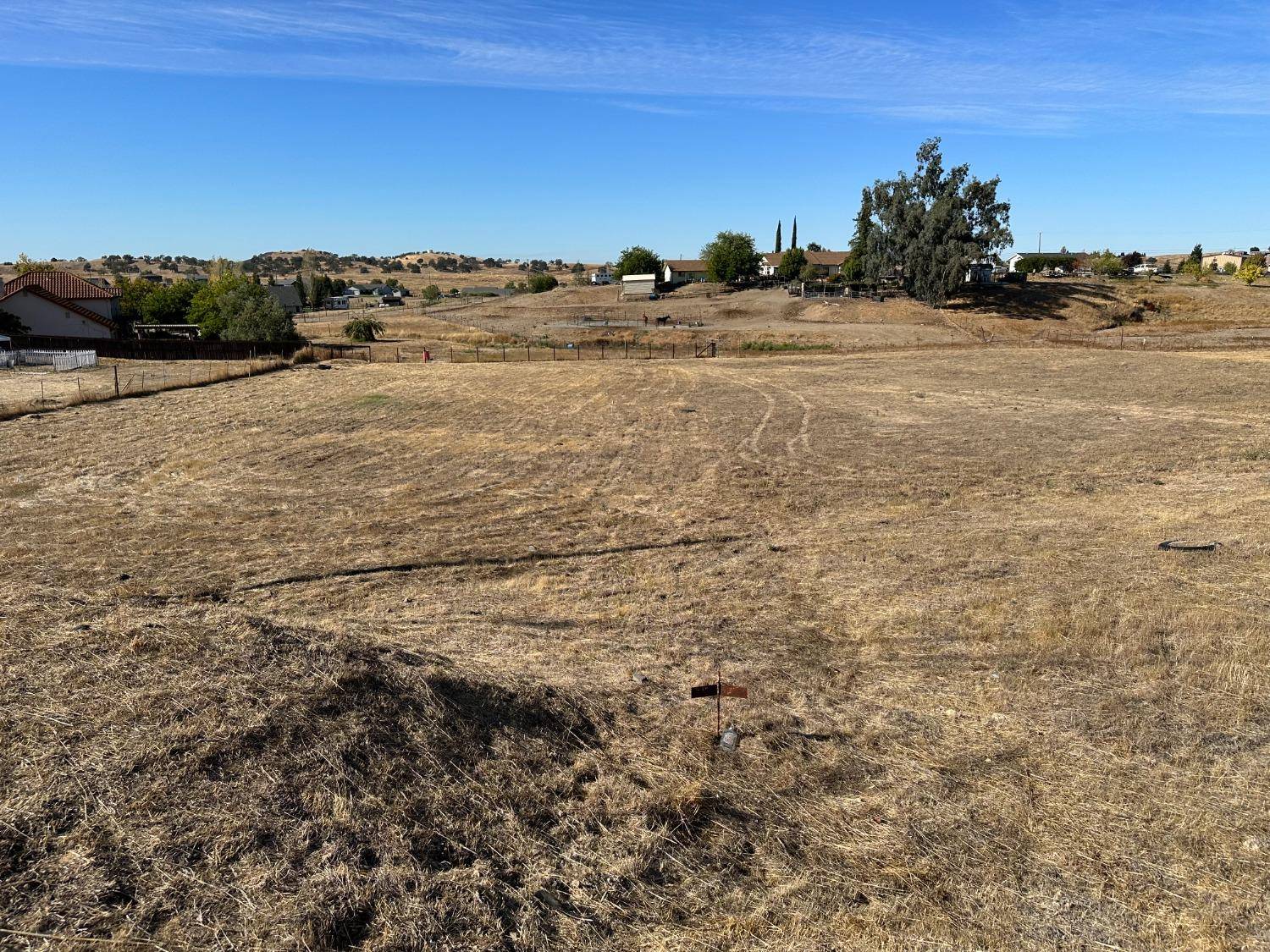 Ione, CA 95640,2968 Village DR
