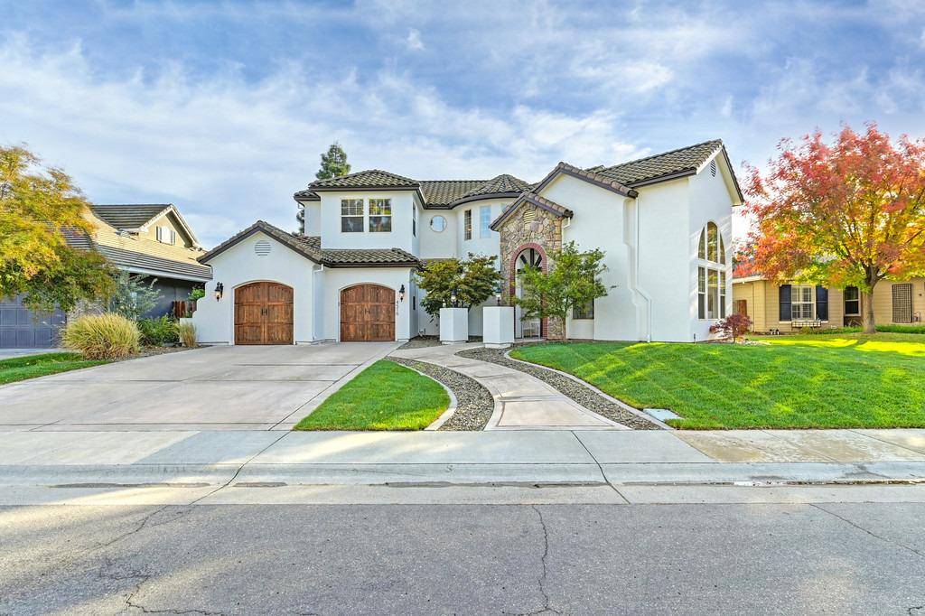 Davis, CA 95618,4516 Redbud DR