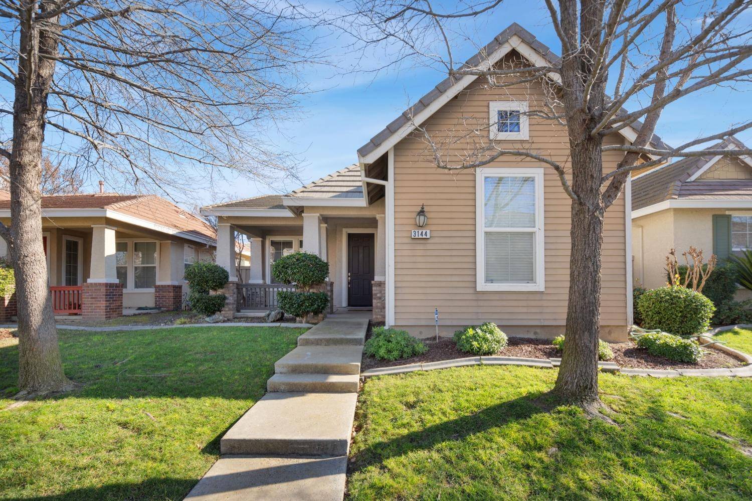 Sacramento, CA 95833,3144 Spoonwood WAY