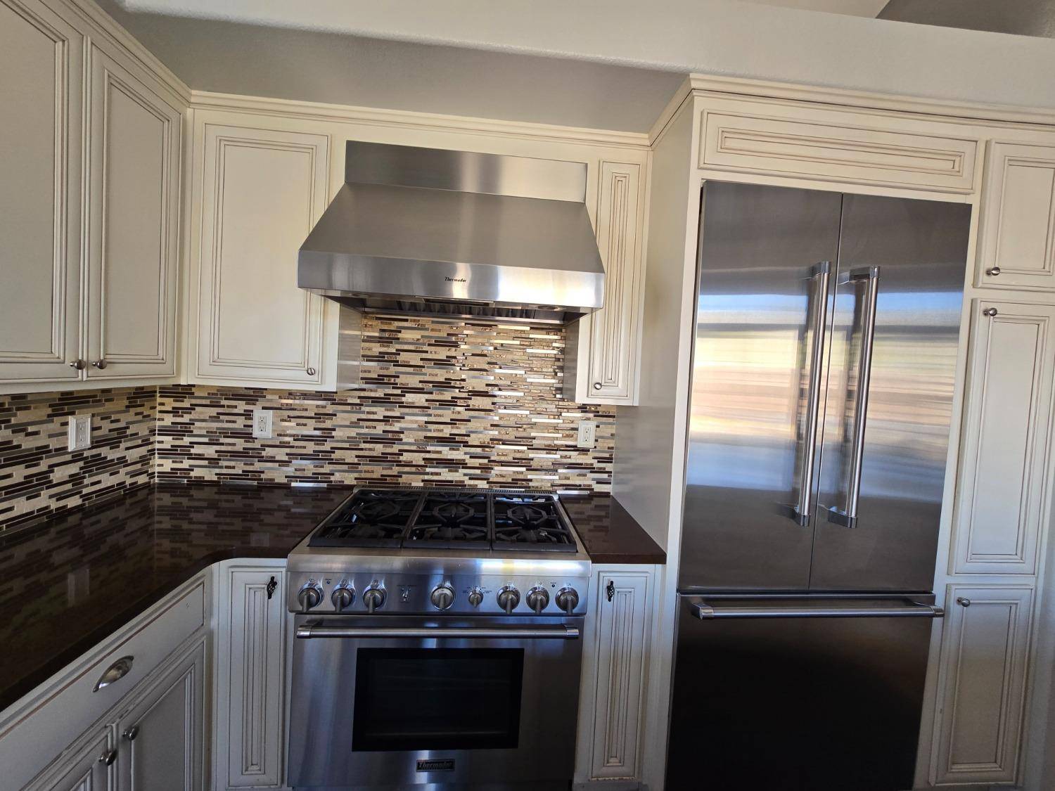 Sacramento, CA 95829,9033 Hooded Crane CT
