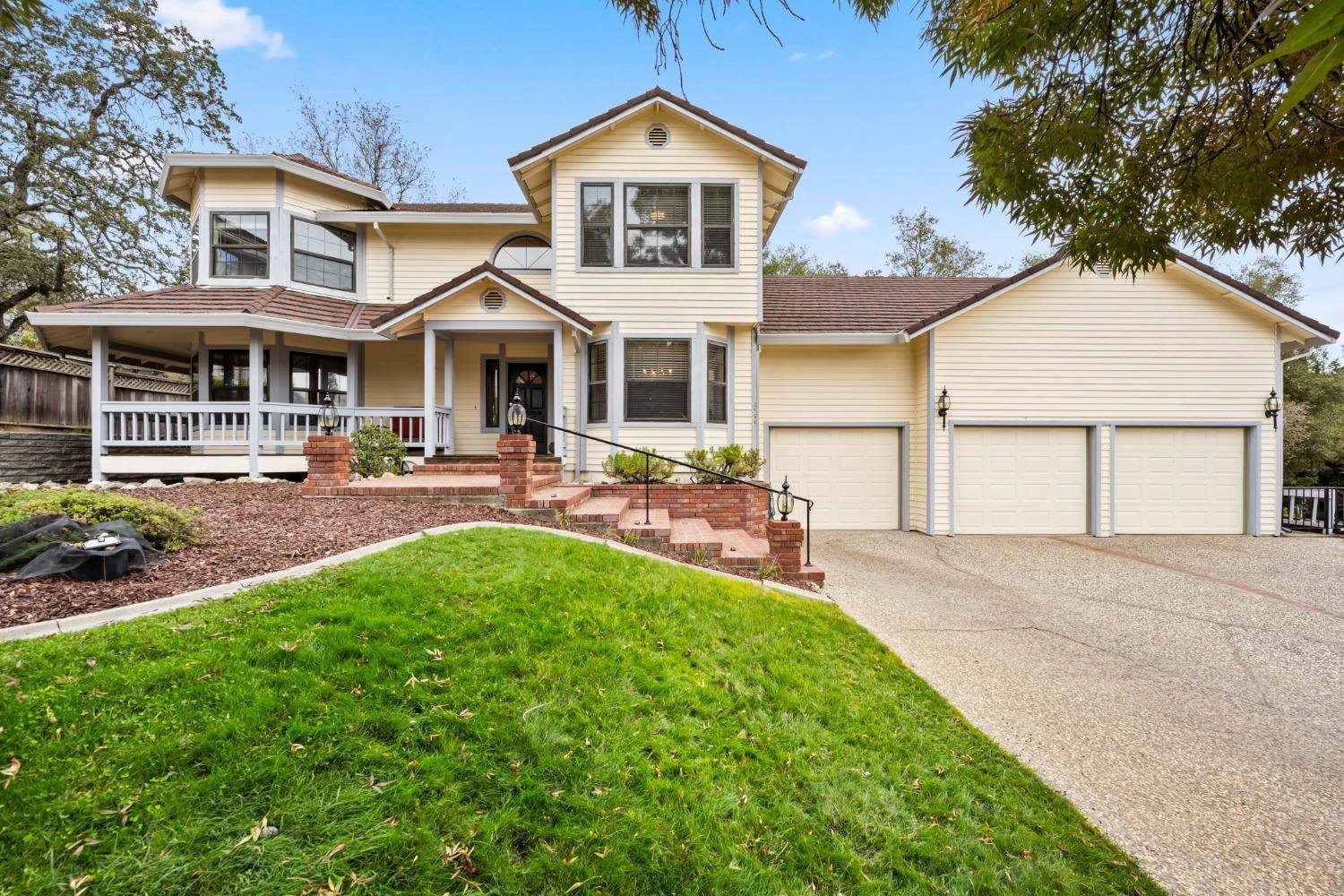 El Dorado Hills, CA 95762,2533 Belmont WAY