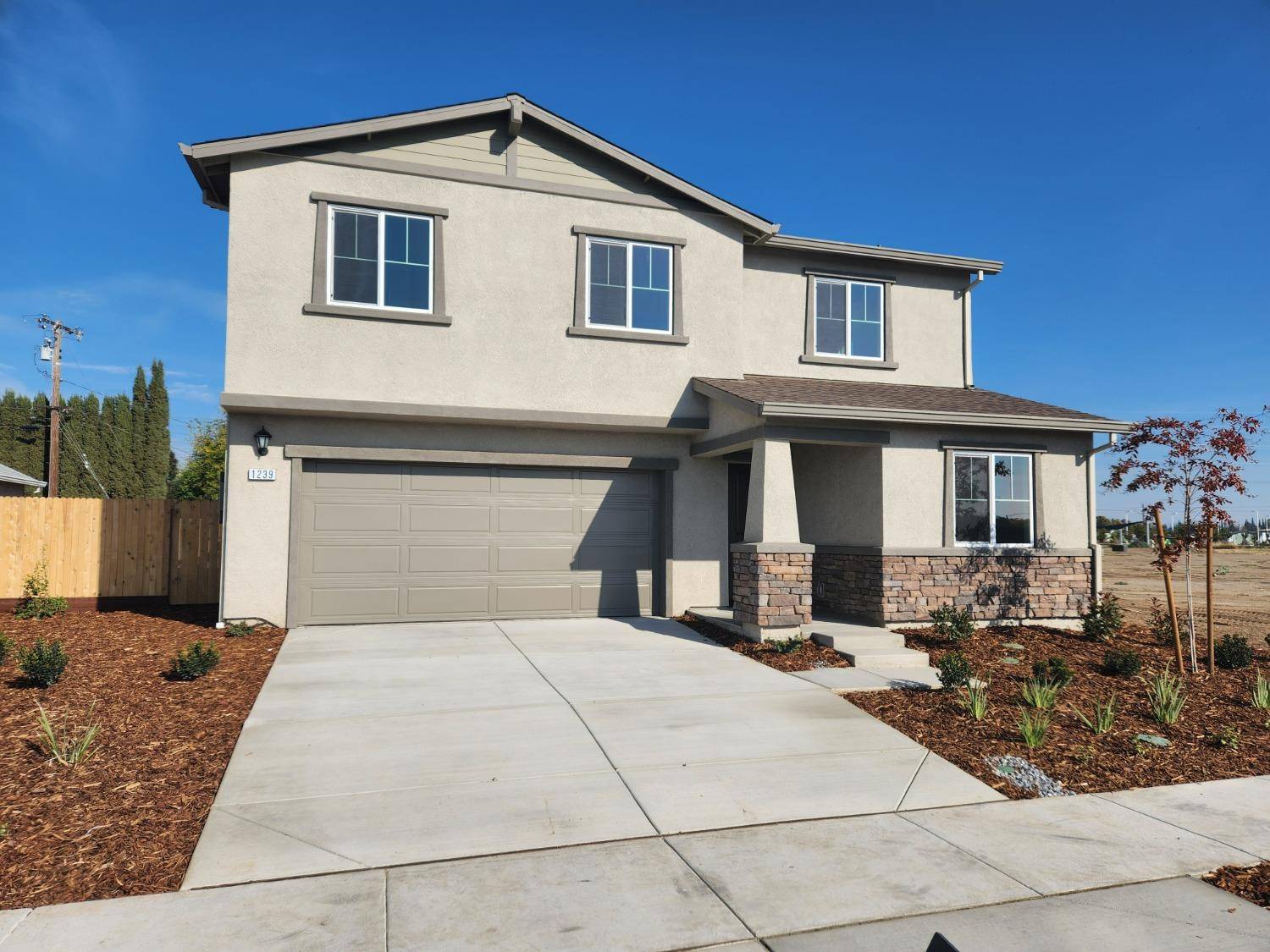 Yuba City, CA 95993,1239 Strawberry WAY