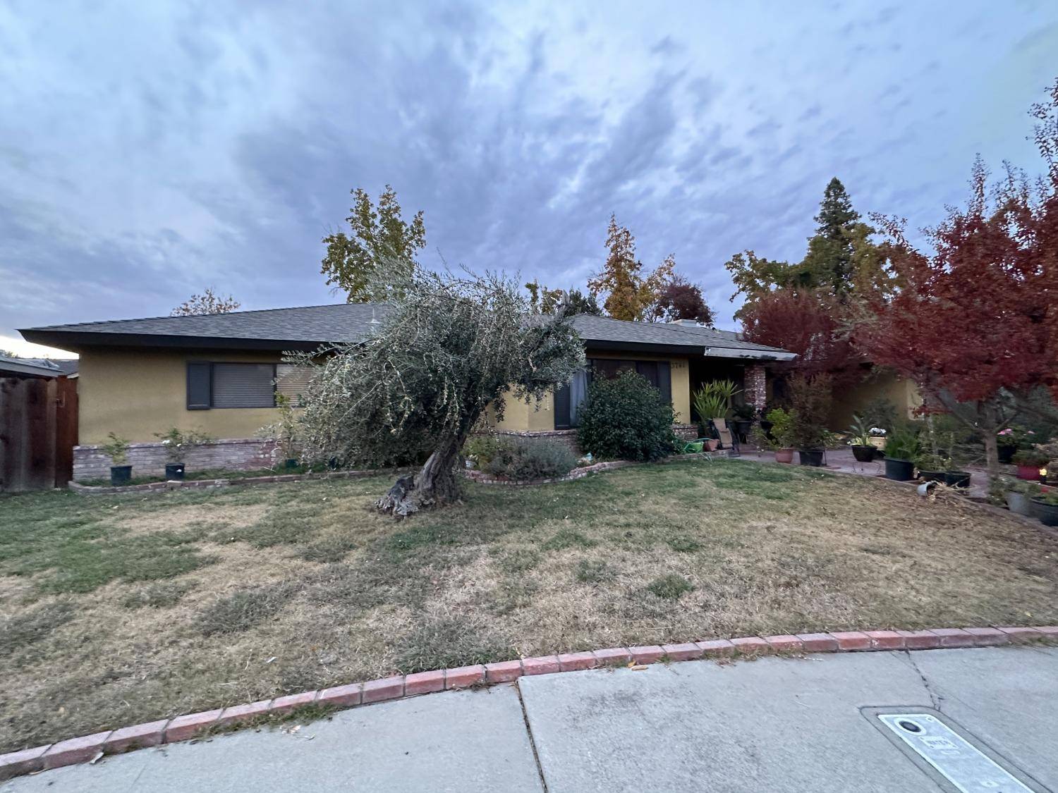 Merced, CA 95348,3741 Ithaca CT