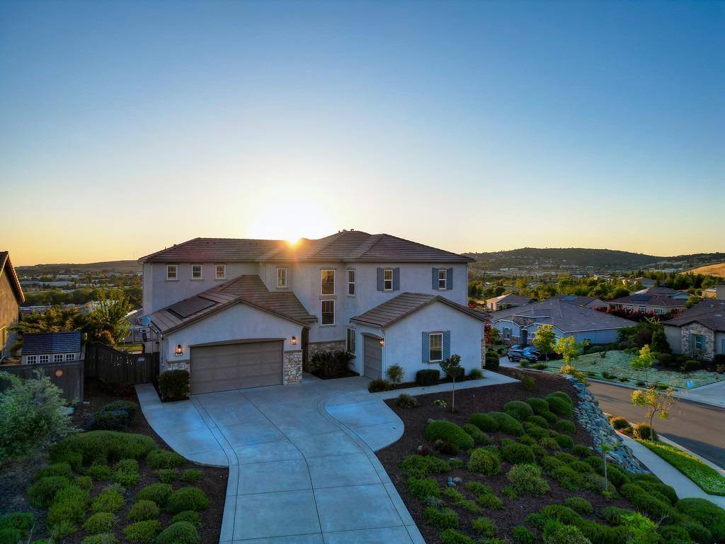 El Dorado Hills, CA 95762,604 Valley Brook CT