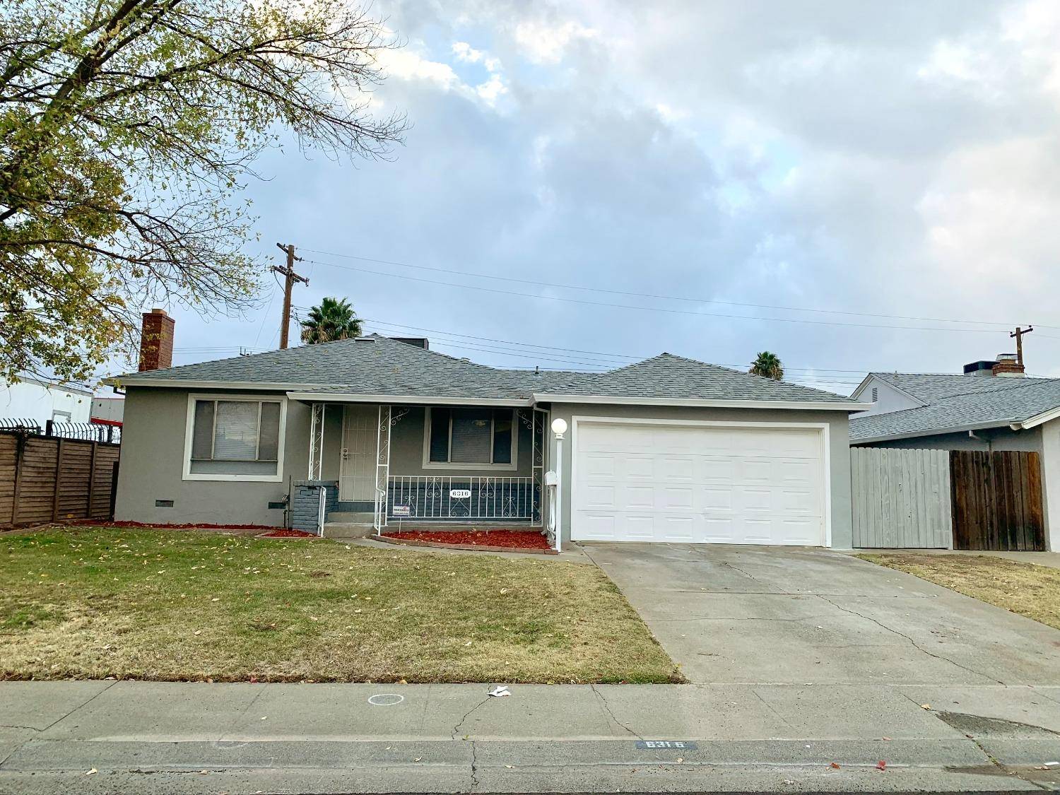 Sacramento, CA 95824,6316 45th ST