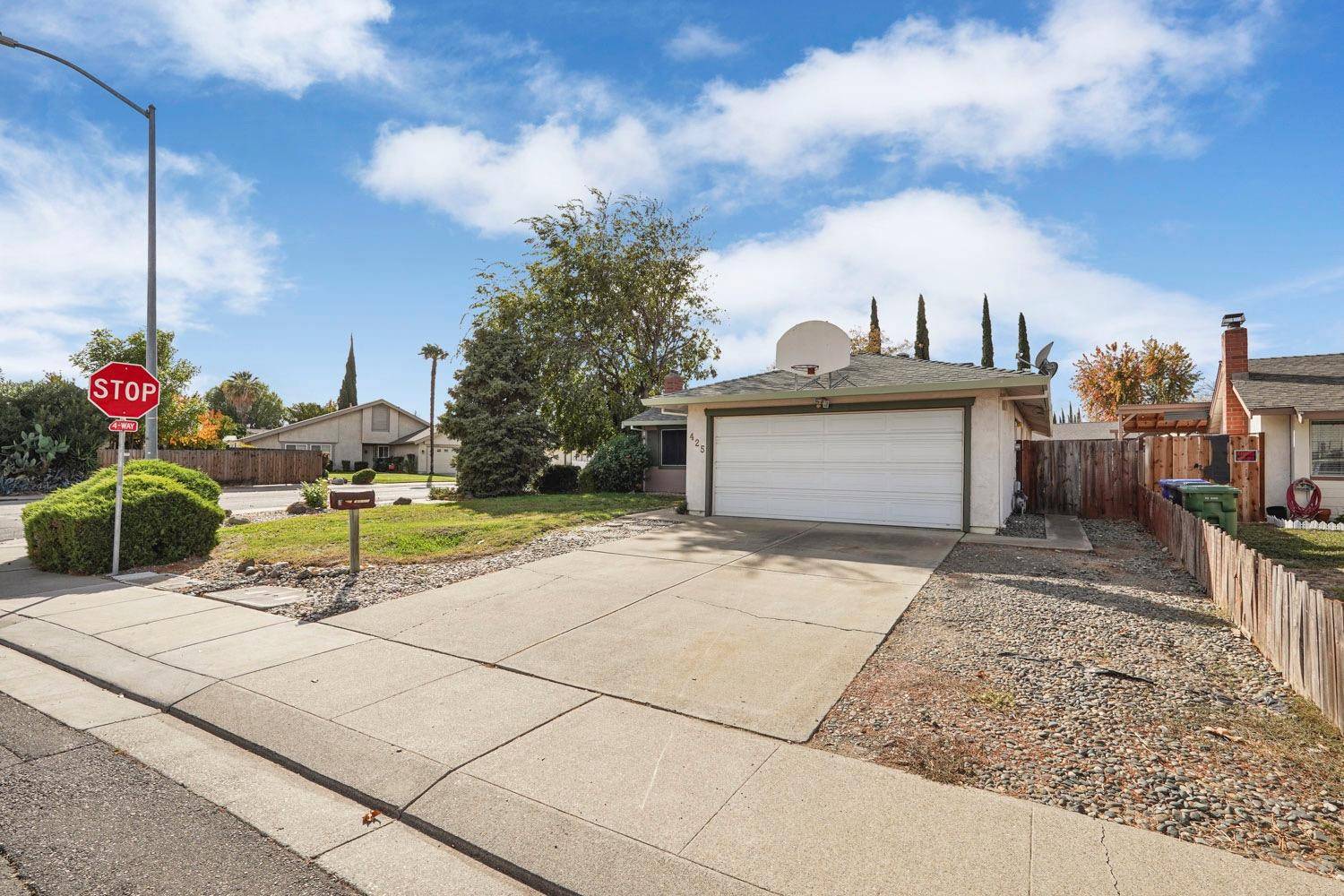 Tracy, CA 95376,425 Sequoia BLVD