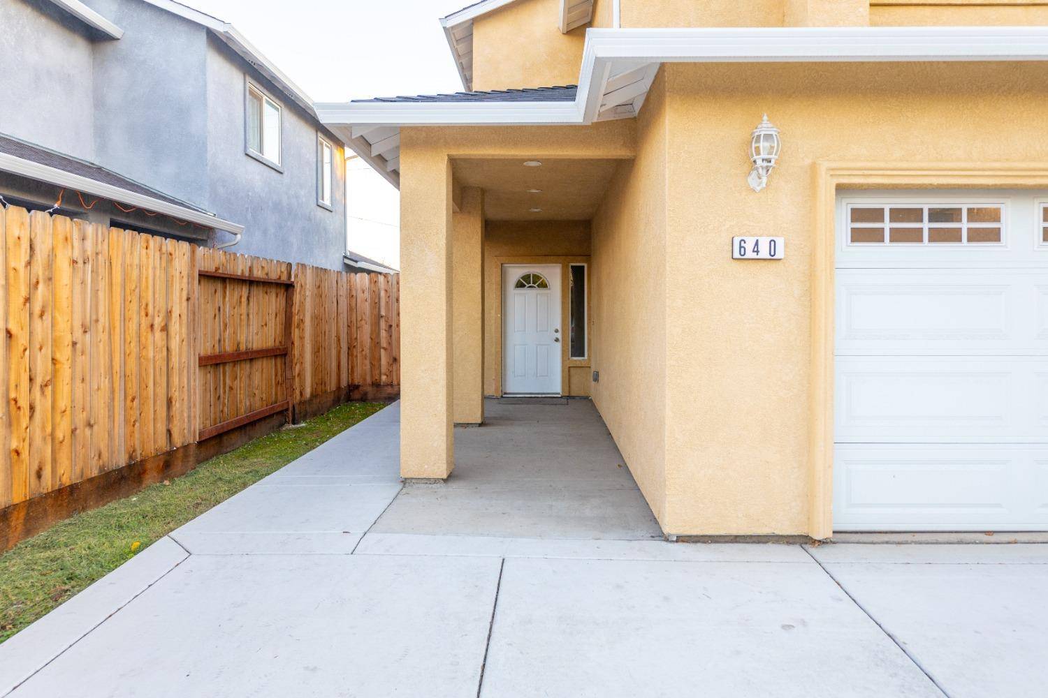 Stockton, CA 95206,640 E 9th ST