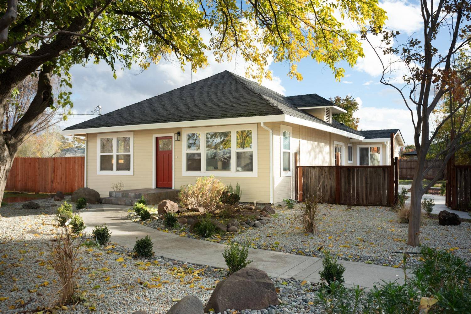 Chico, CA 95973,19 Kinswood LN