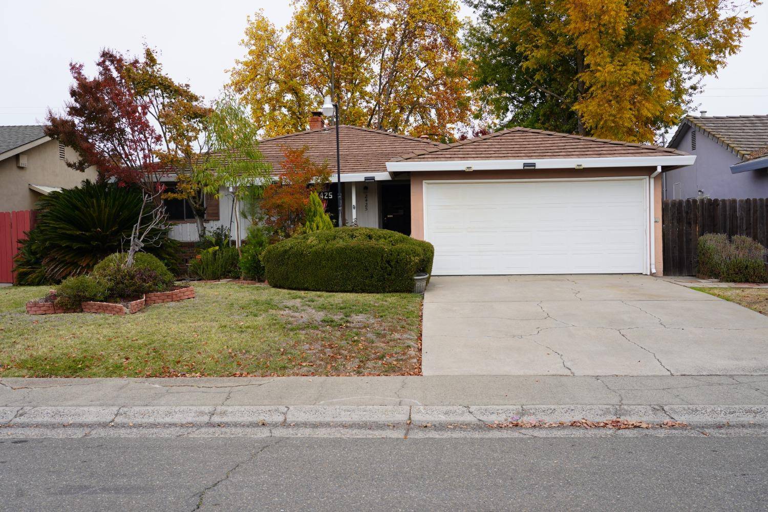 Sacramento, CA 95822,2425 37th Ave