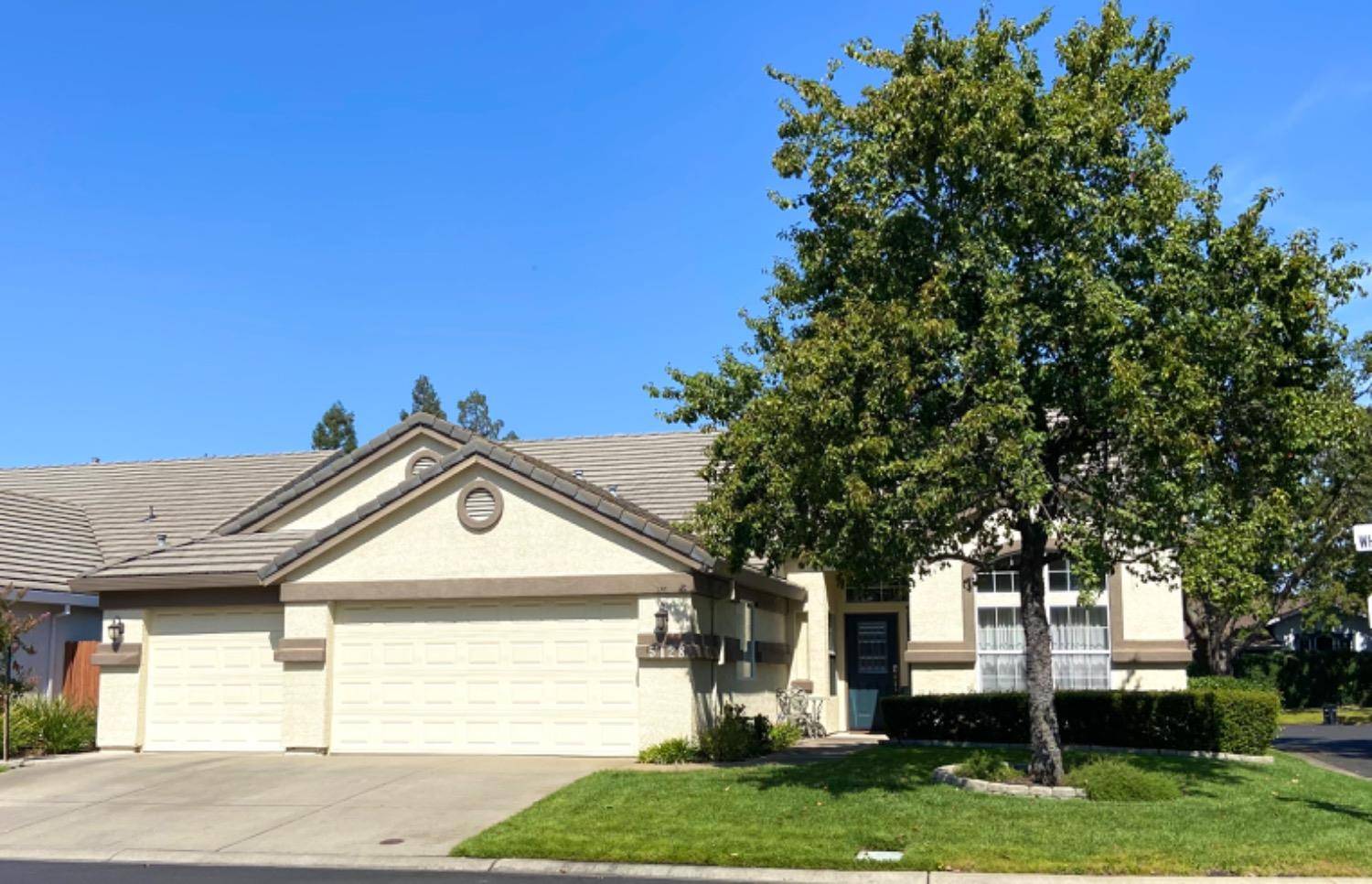 Carmichael, CA 95608,5128 Whisper Oaks Ln.