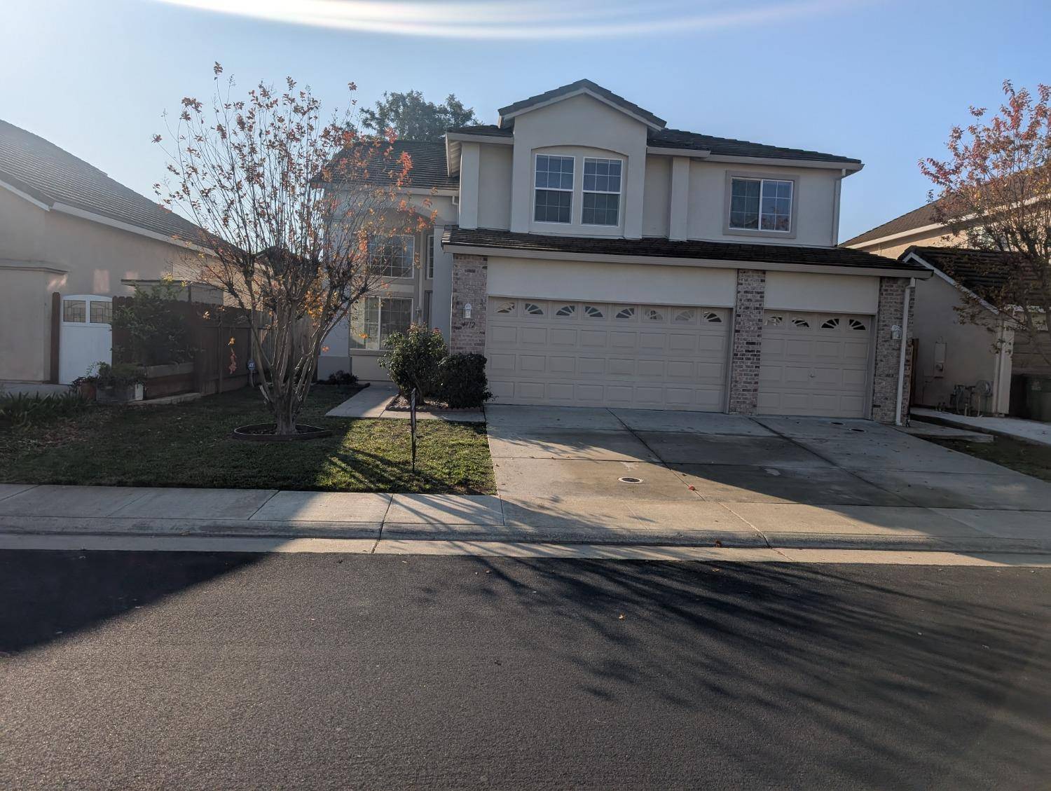 Elk Grove, CA 95758,4712 N Laguna Park DR