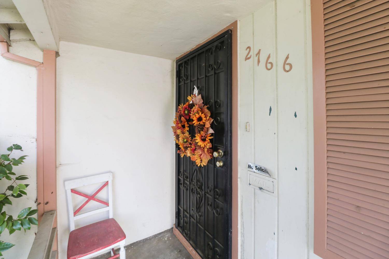 Sacramento, CA 95818,2766 San Luis CT