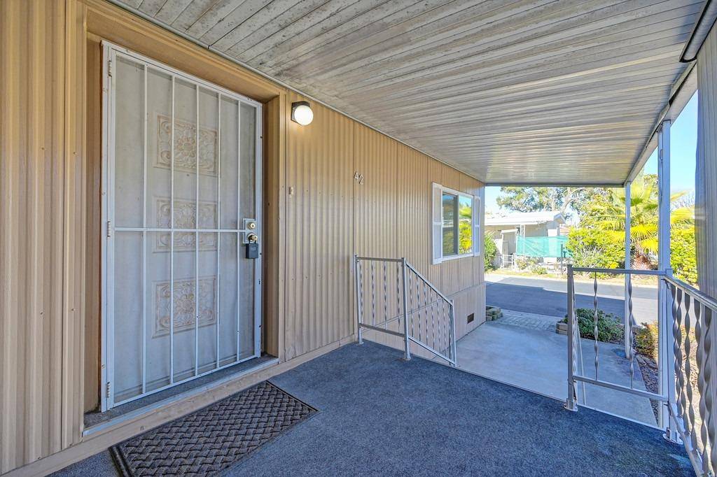 Sacramento, CA 95827,2950 Routier RD #42