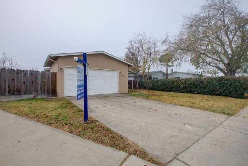 Atwater, CA 95301,100 Drakeley AVE