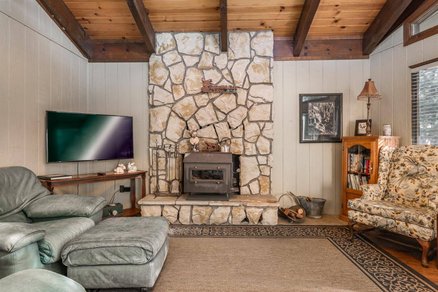 South Lake Tahoe, CA 96150,1644 Crystal Air DR