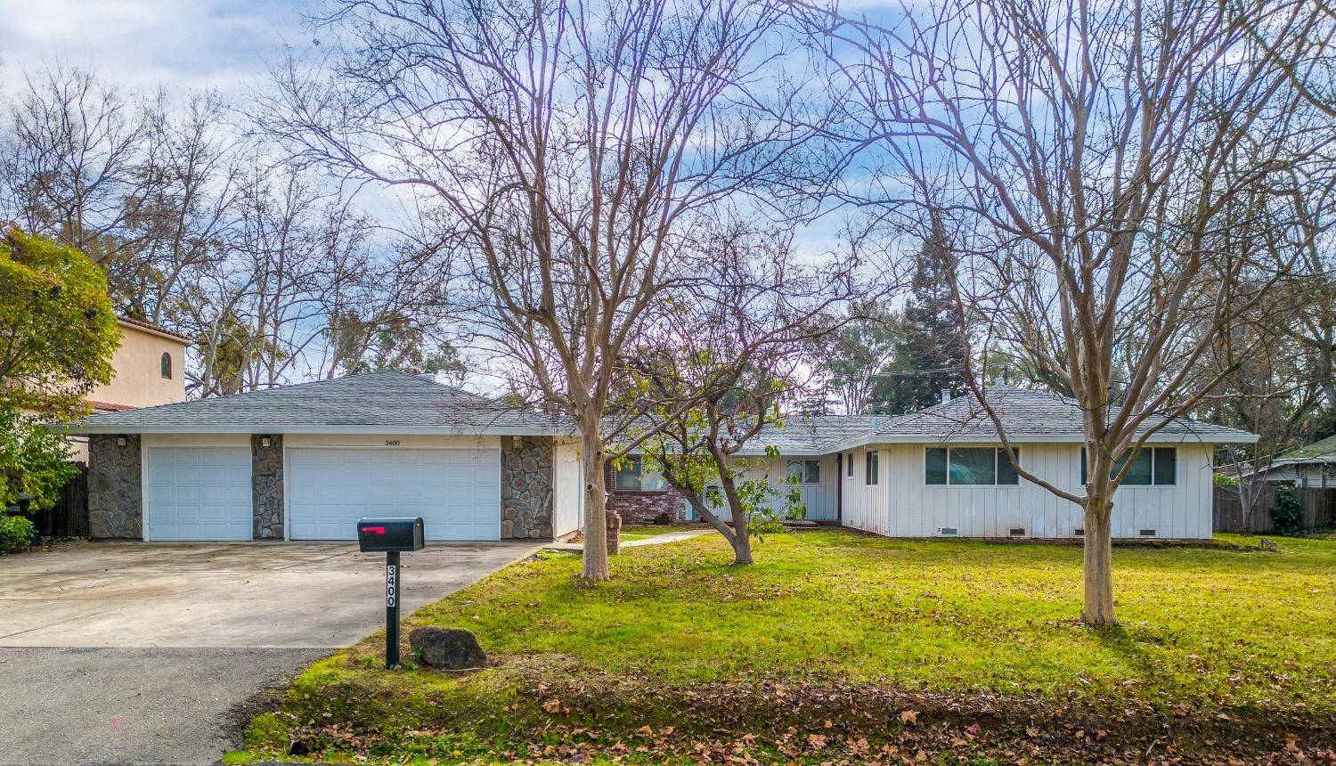 Sacramento, CA 95821,3400 Club LN