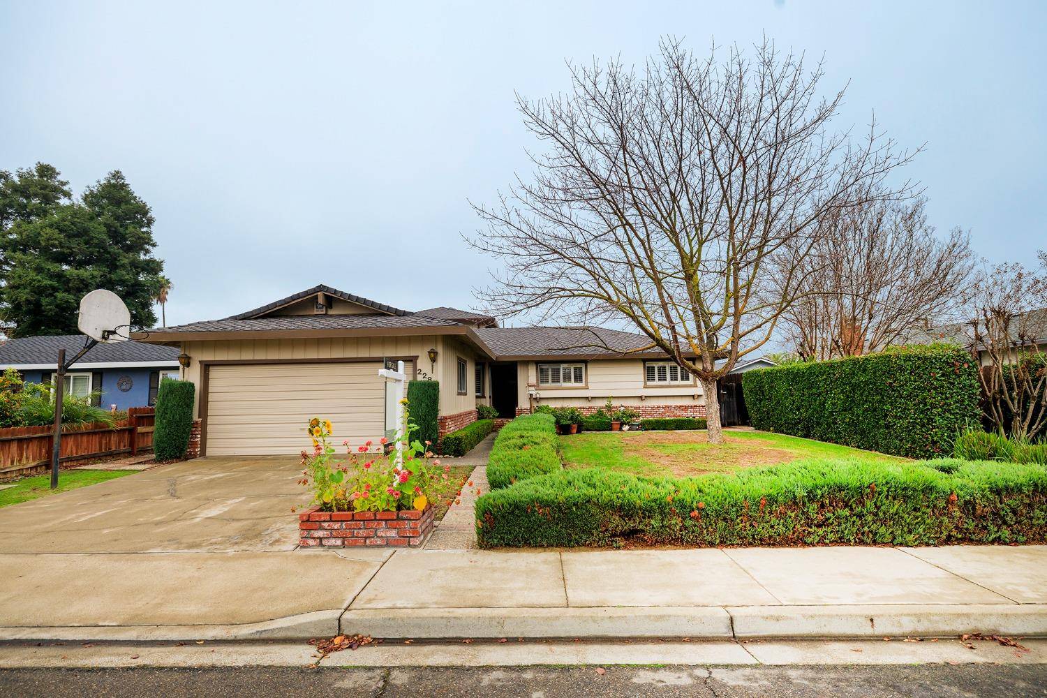 Turlock, CA 95382,2281 Julie AVE