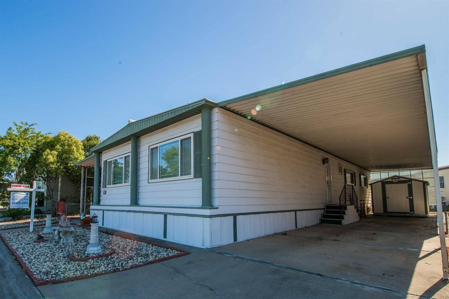 Sacramento, CA 95828,7430 Bouvais CIR