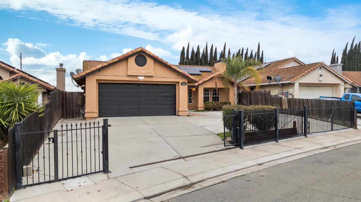 Riverbank, CA 95367,5836 Stretch DR