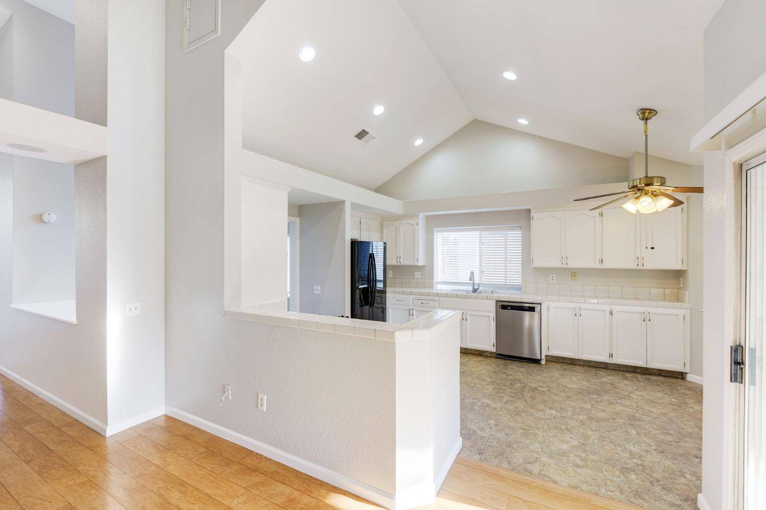 Folsom, CA 95630,261 Thorndike WAY