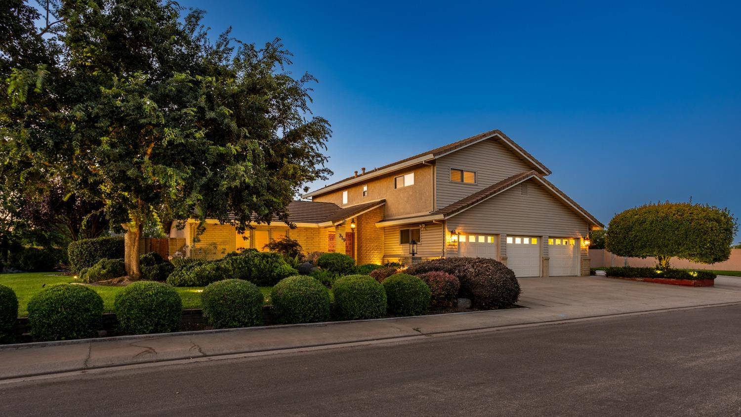 Modesto, CA 95356,319 Shire WAY