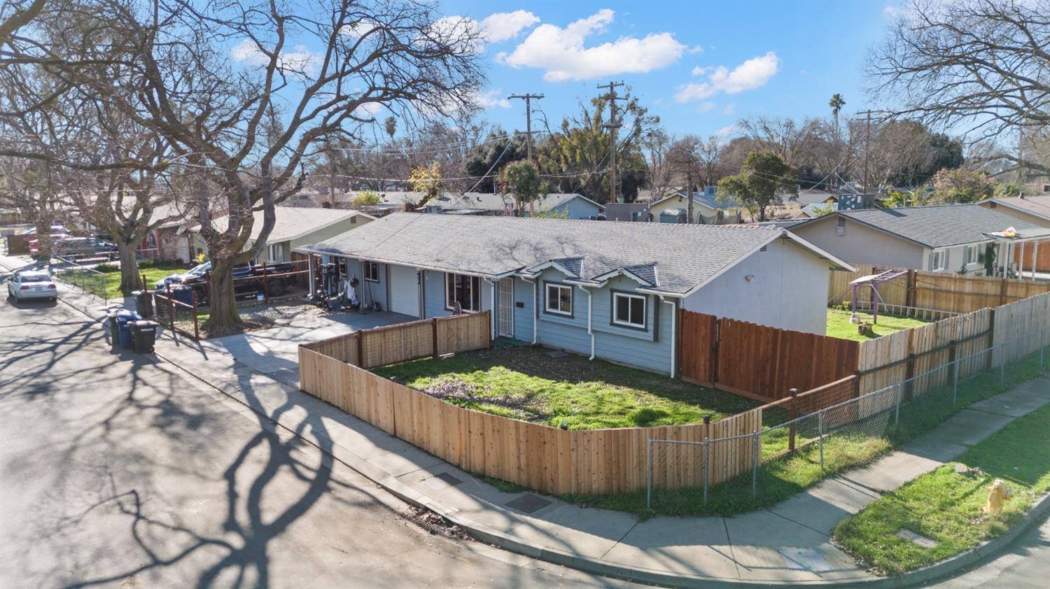 Modesto, CA 95351,1001 Cannes AVE