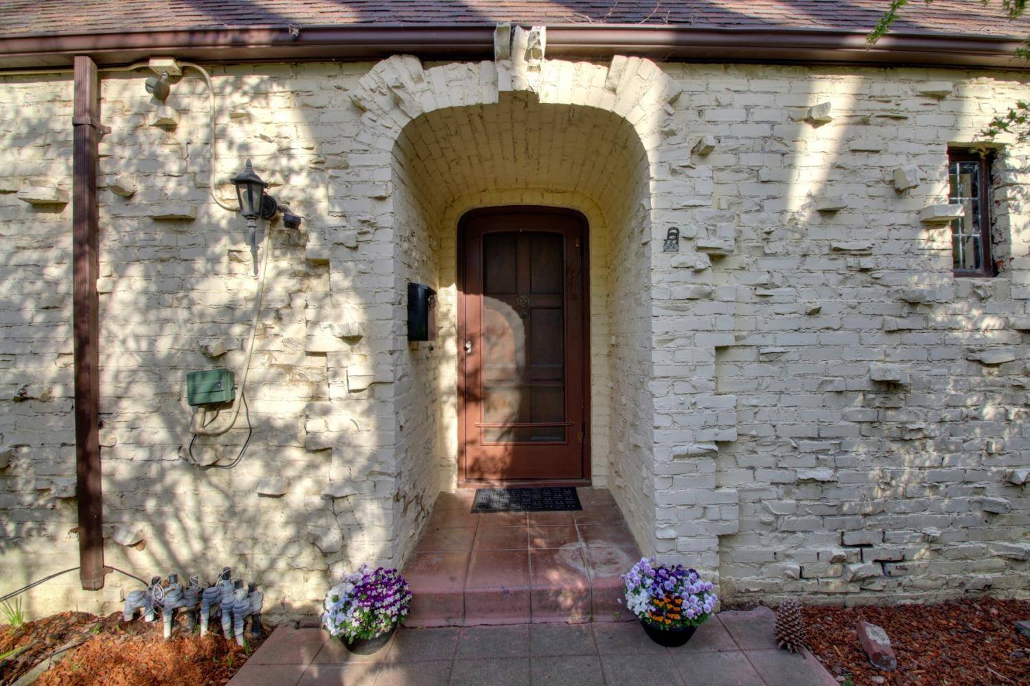 Davis, CA 95616,53 College PARK