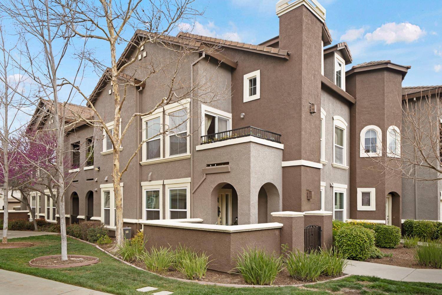 Elk Grove, CA 95757,5405 Tares CIR