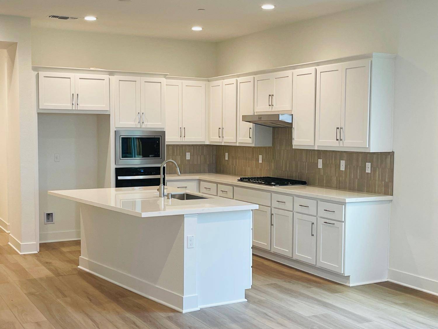 Lathrop, CA 95330,3058 Alverstone DR