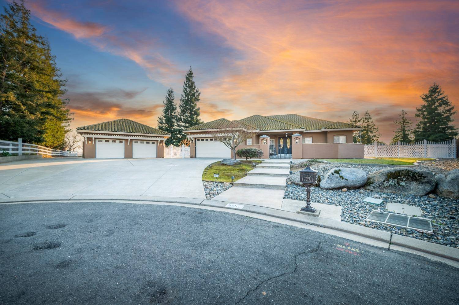 Oakdale, CA 95361,9801 Oak Knoll DR
