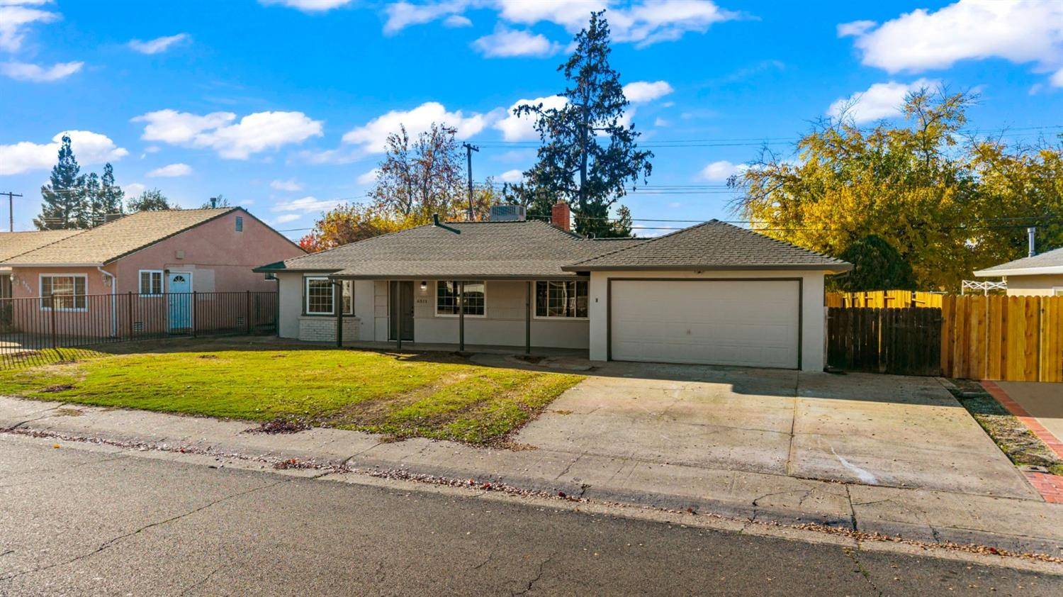 North Highlands, CA 95660,6311 Channing DR