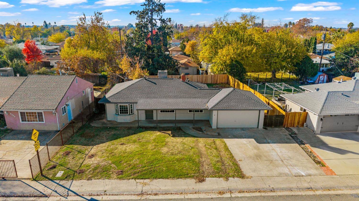 North Highlands, CA 95660,6311 Channing DR
