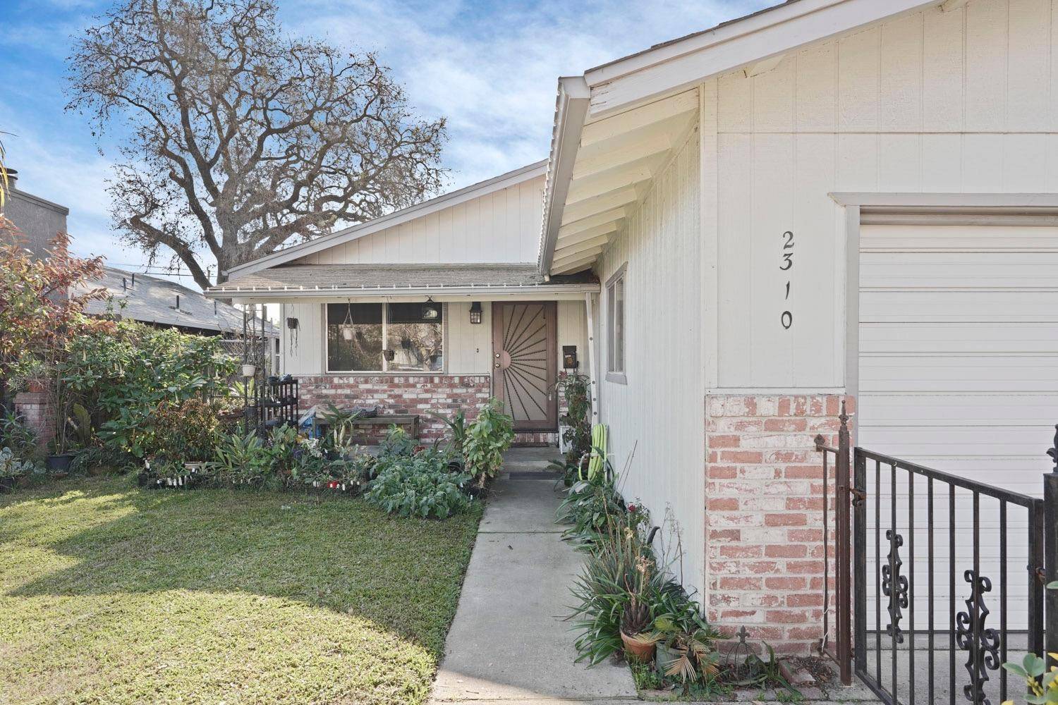 Stockton, CA 95205,2310 E Marsh ST