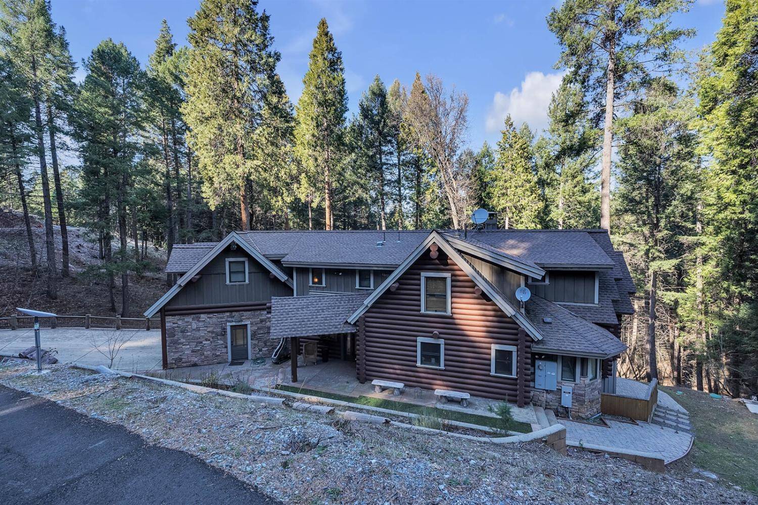 Pollock Pines, CA 95726,5300 Sierra Springs DR