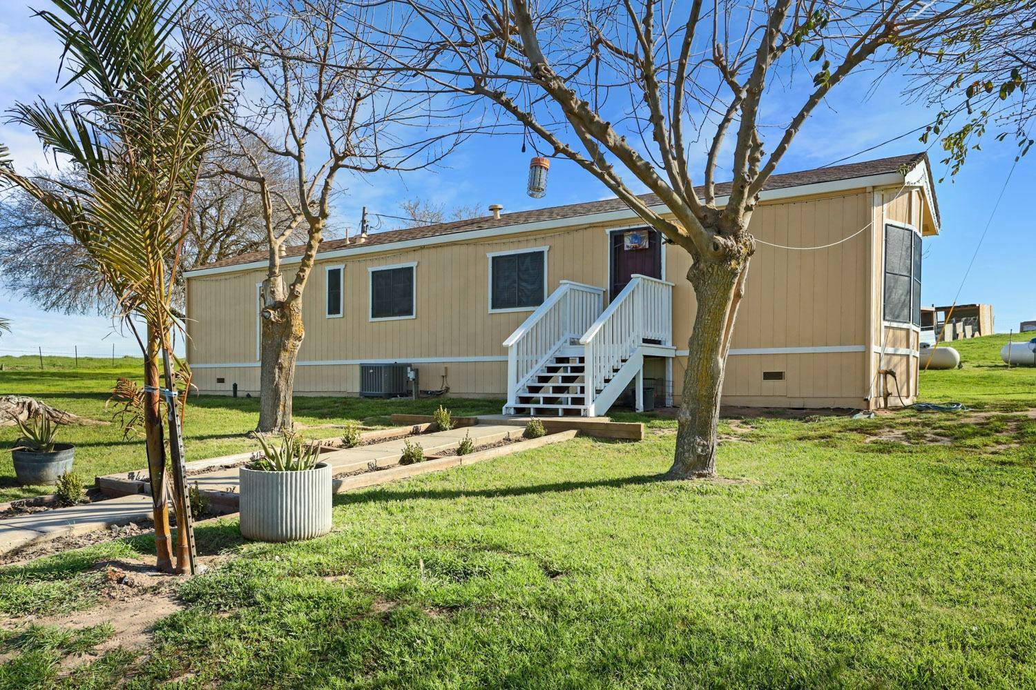 Lodi, CA 95240,18940 Atkins Rd