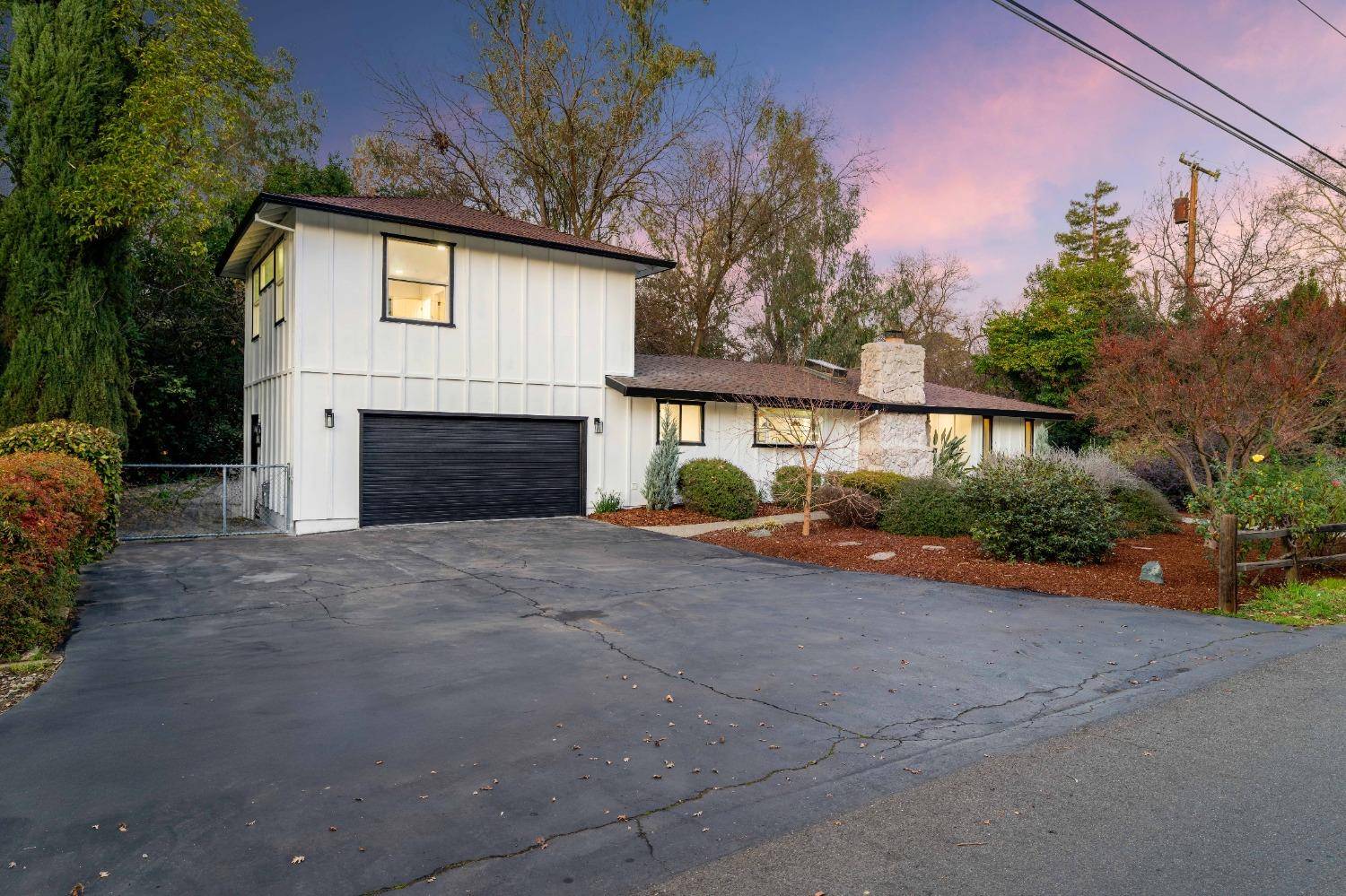 Sacramento, CA 95821,3803 Robertson AVE