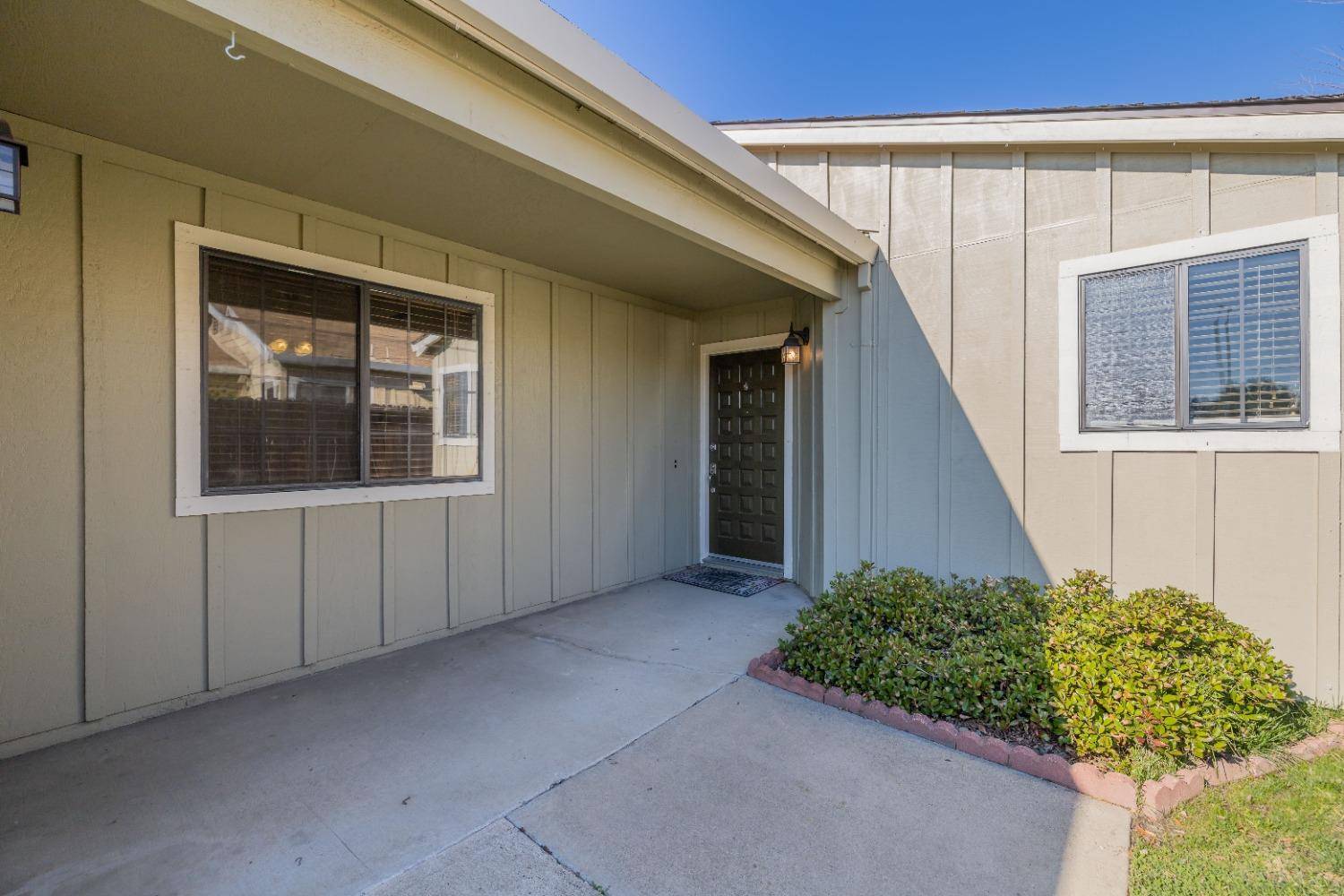 Roseville, CA 95678,324 Sawtell RD