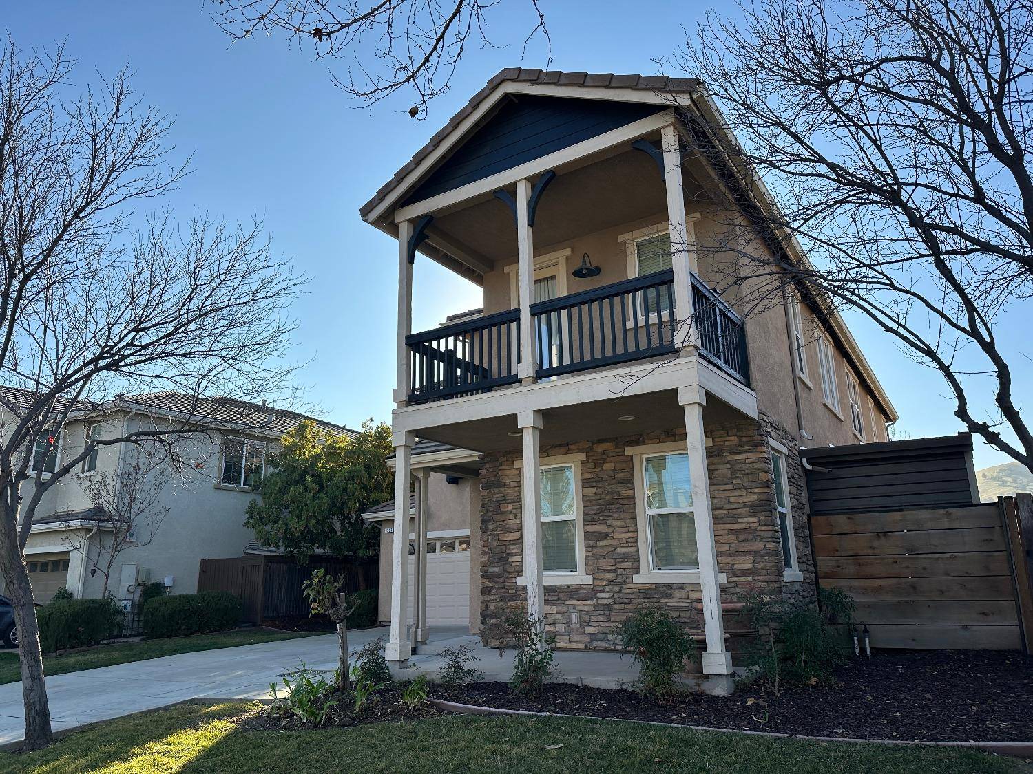 Patterson, CA 95363,9537 California Oak CIR
