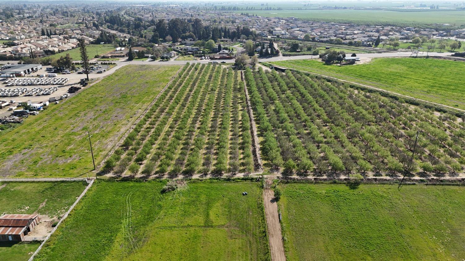 Oakdale, CA 95361,7637 Crane RD