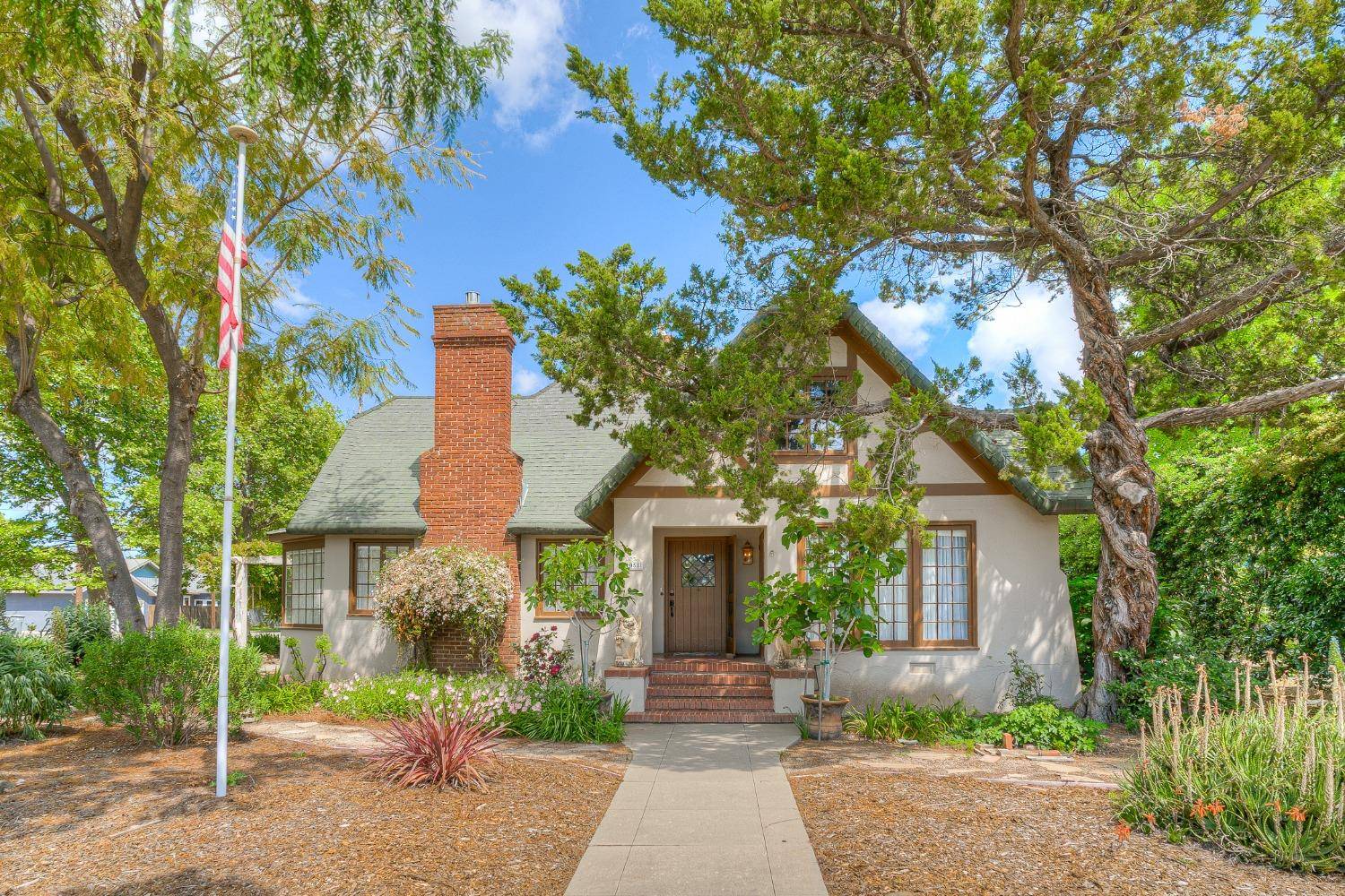 Colusa, CA 95932,1058 Clay ST