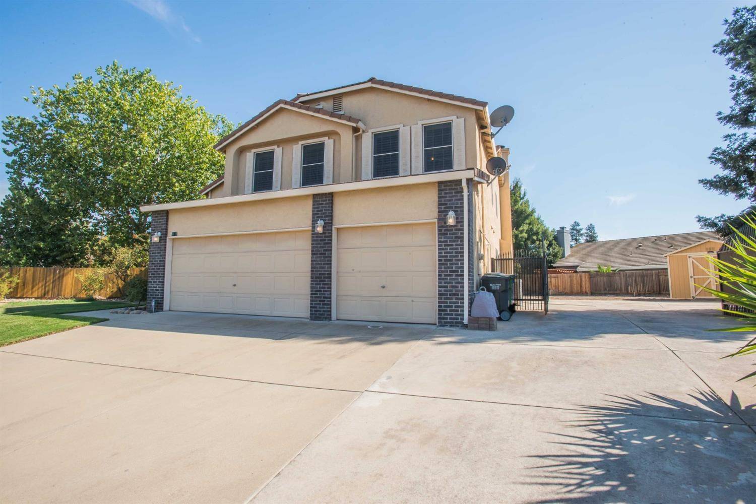 Galt, CA 95632,1117 Woodflower CT