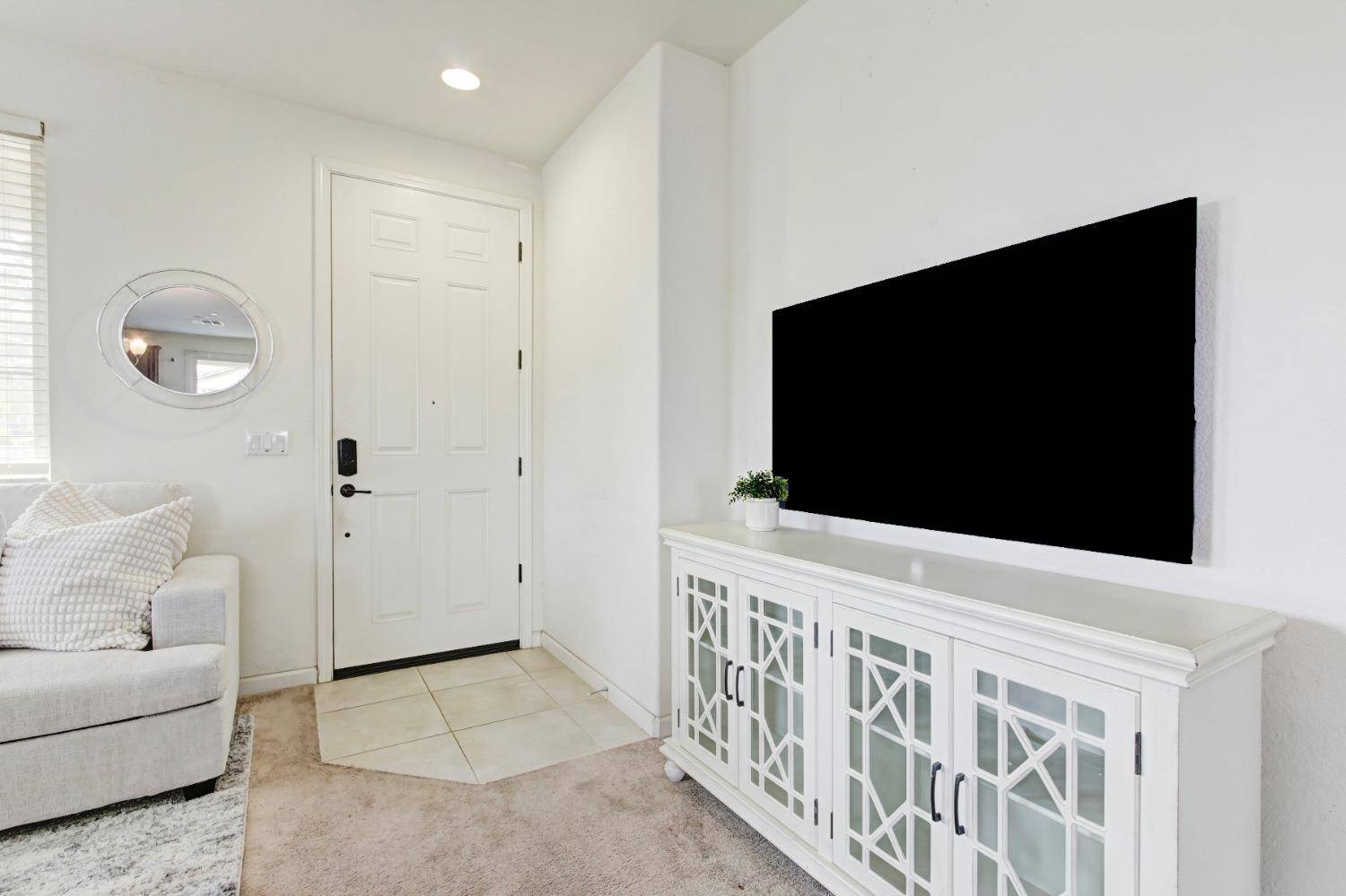 Sacramento, CA 95829,9571 Blue Mountain WAY